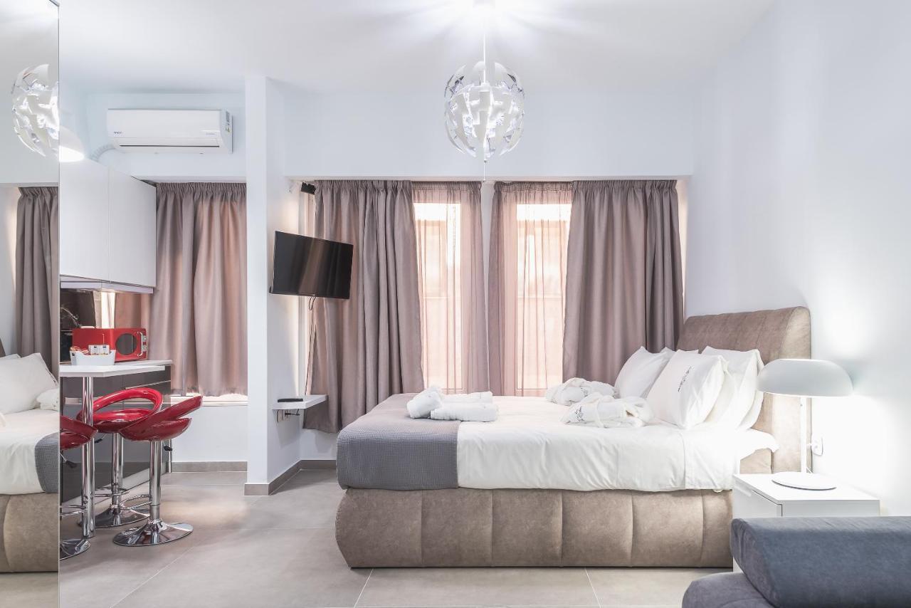 Iguana Gold Luxury Suites 1Min From Ermou Str Athen Eksteriør billede