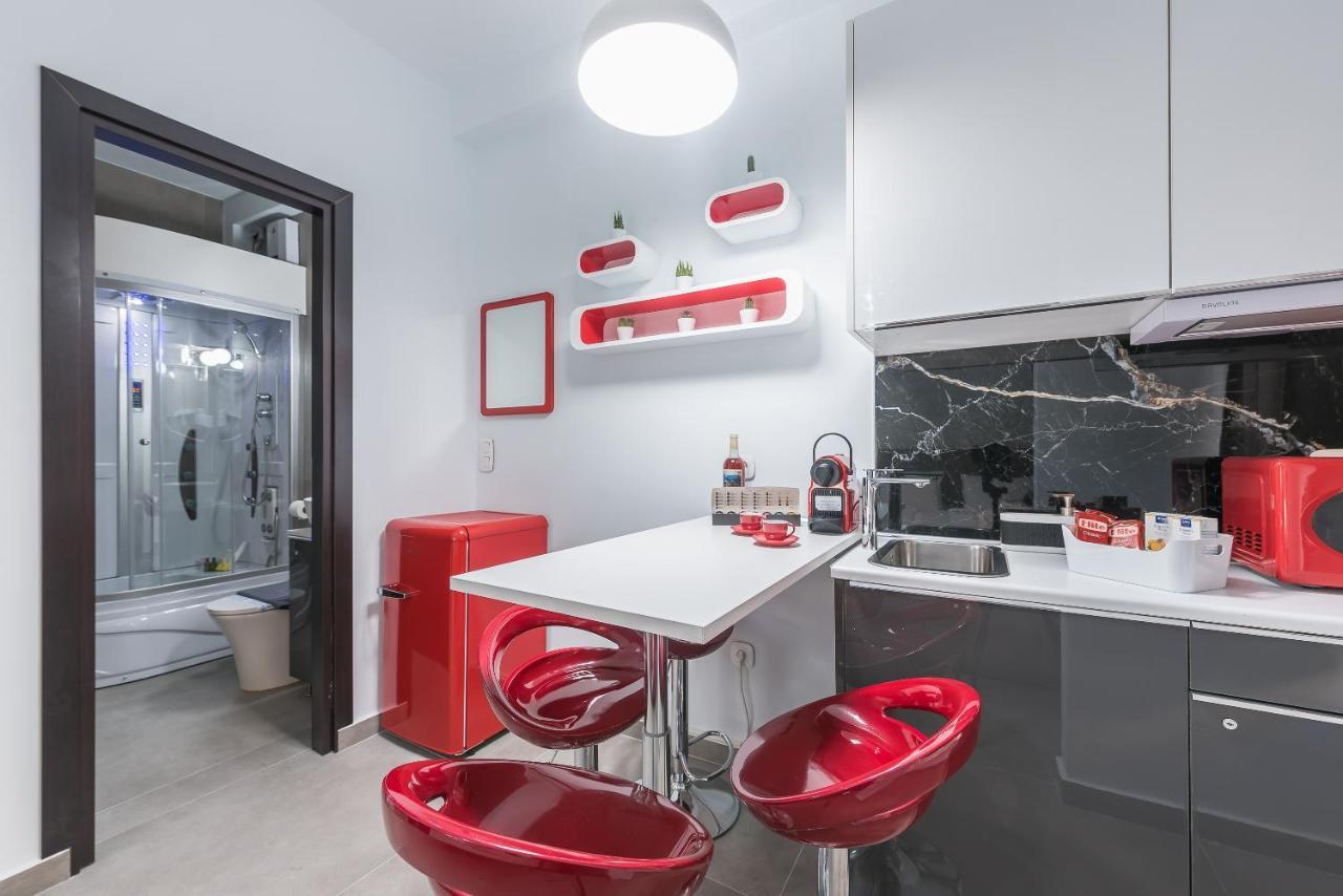 Iguana Gold Luxury Suites 1Min From Ermou Str Athen Eksteriør billede